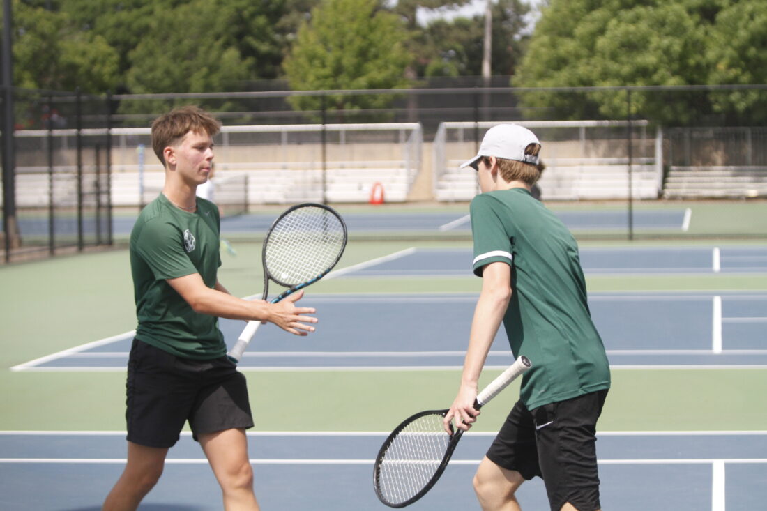 Free State advances 4, Lawrence 2 tennis players to second day of state tennis tournament | News, Sports, Jobs