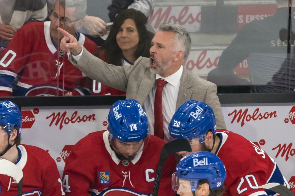 Cowan: Habs' St. Louis, Canes' Brind'Amour share strikingly similar coaching traits