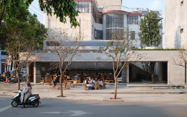 Voiceless Coffee · Sensory Lab / No10-Architects - Exterior Photography, Chair