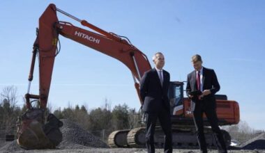 Ottawa still pledging to double construction pace despite home building headwinds