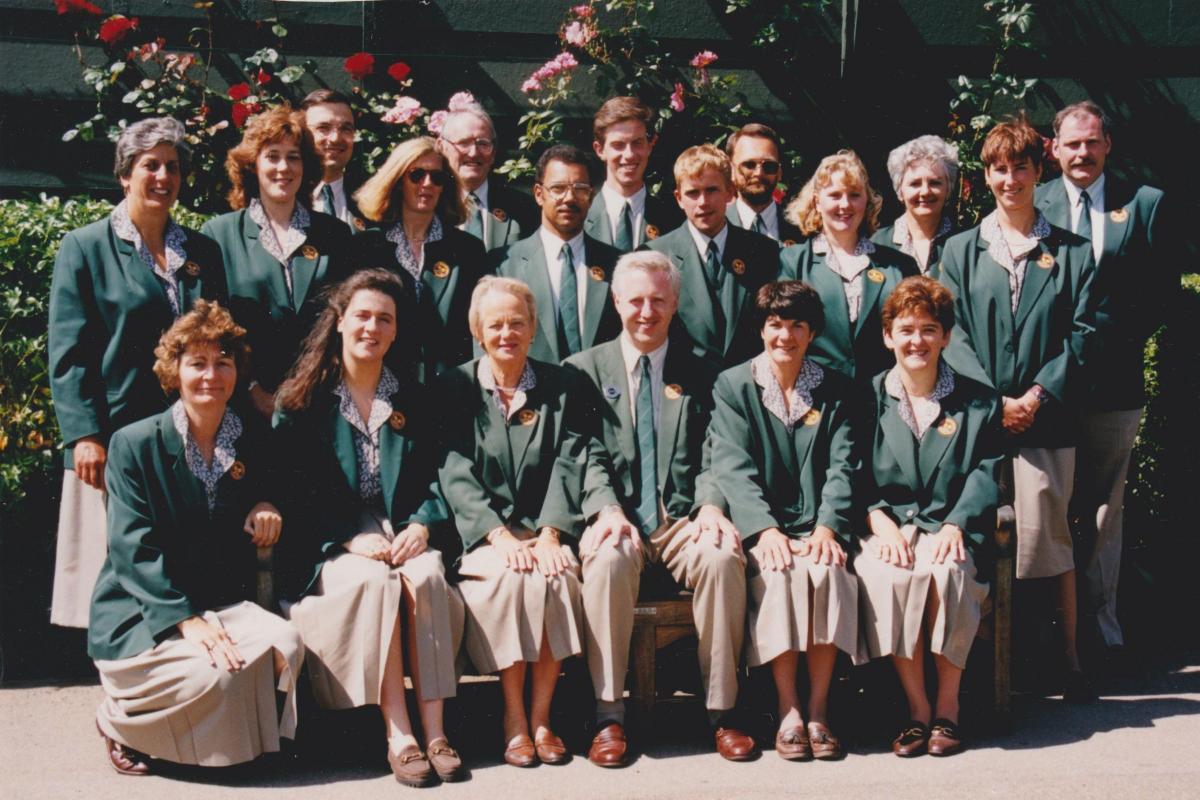 Former tennis umpire shares stories from her time at Wimbledon