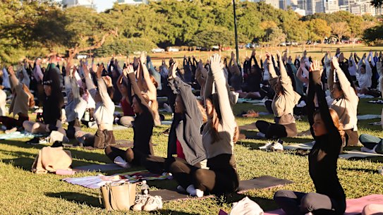 Pil Lattes members start their Sunday mornings right with a fitness session in the sunshine.