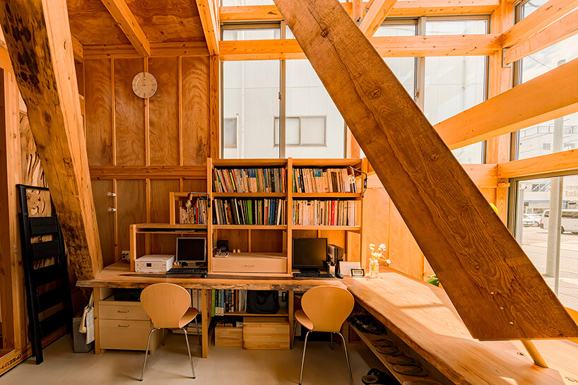 1-1 architects house office