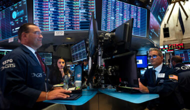10-year Treasury yield declines as lower oil prices dim inflation outlook
