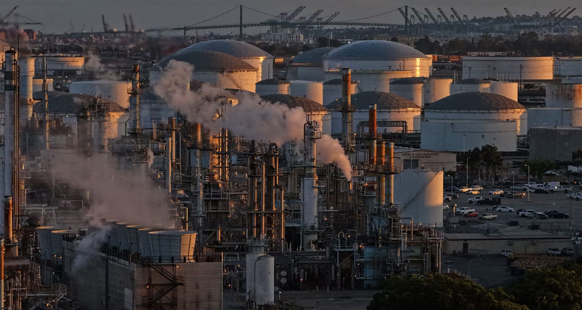 investors assess U.S.-Iran tensions, lingering supply fears