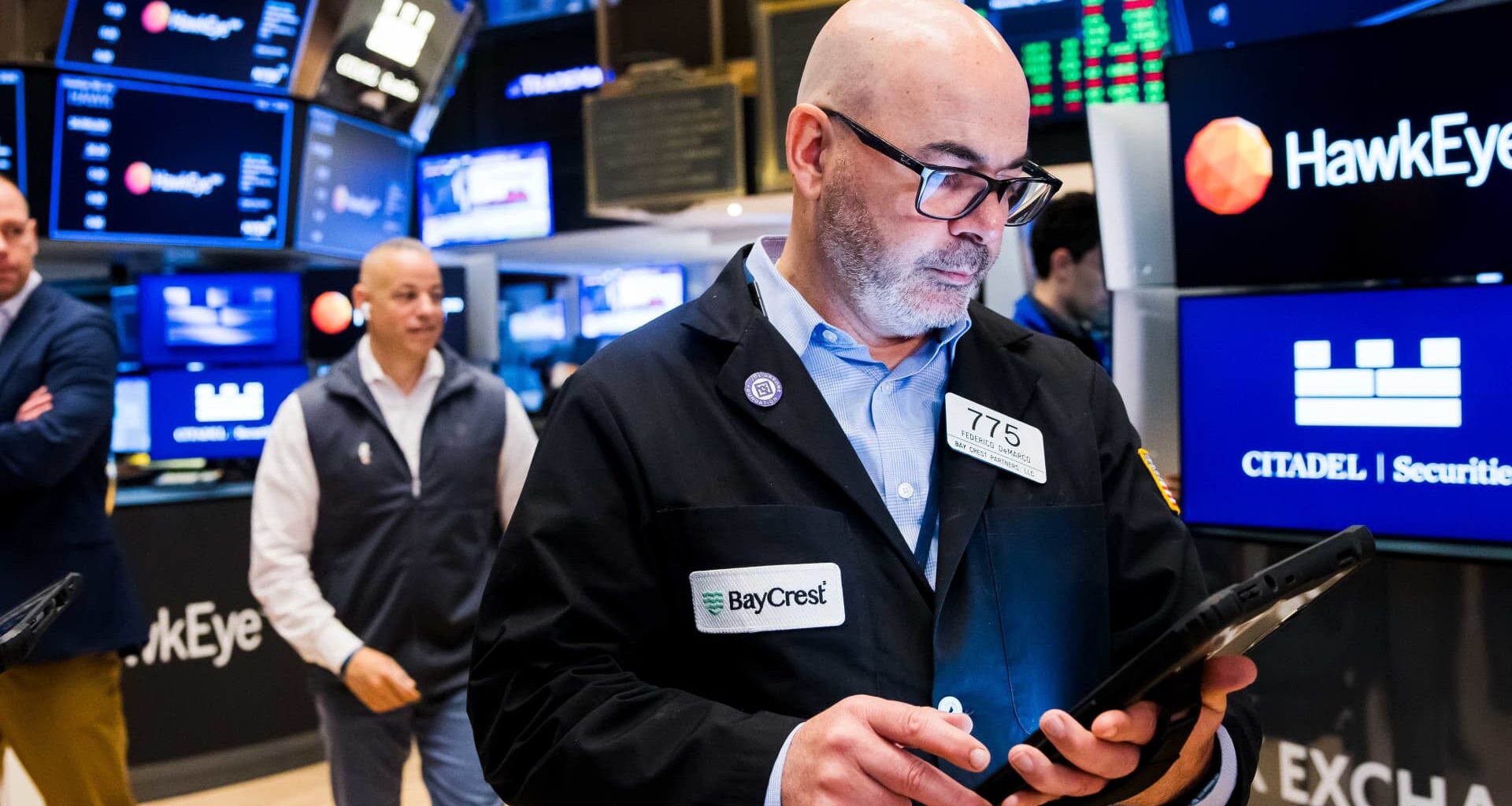 Stock market today: Live updates