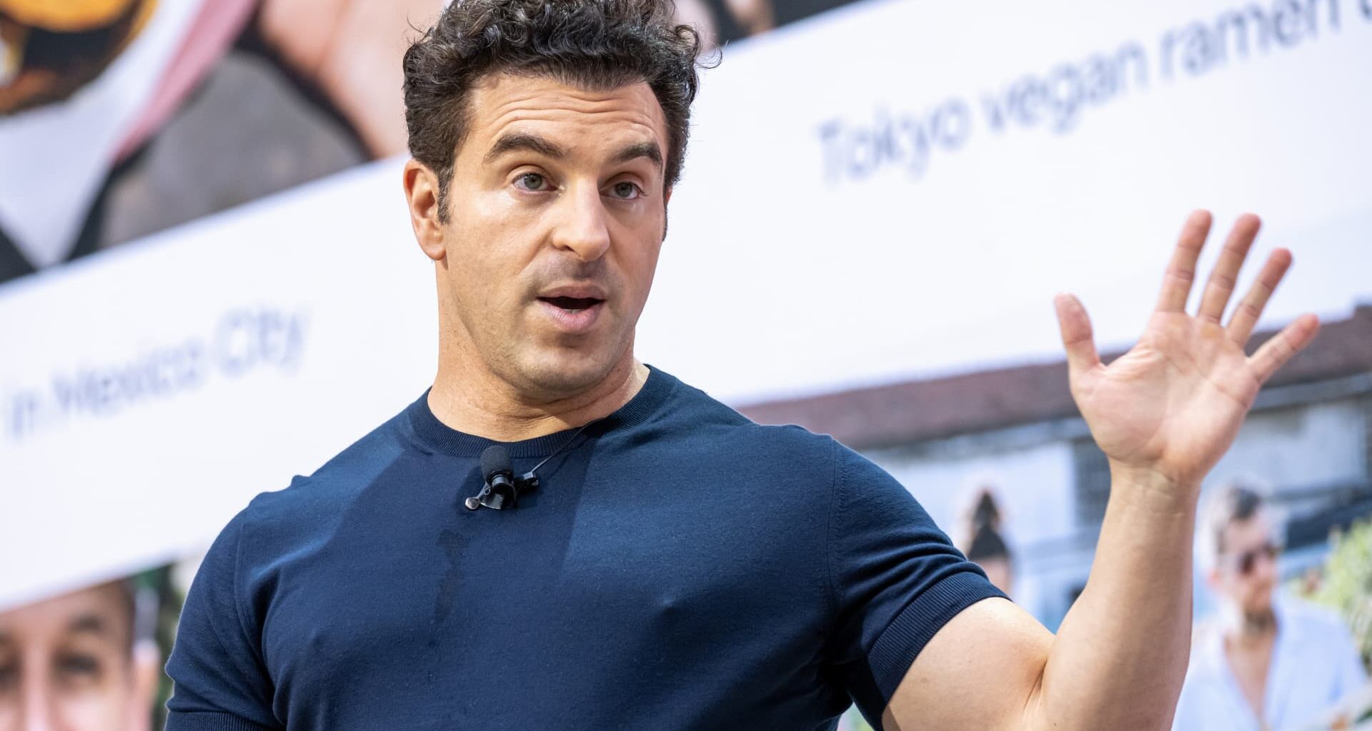 Airbnb adds hotels, car rentals and AI features in latest expansion