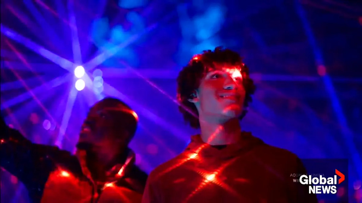 Montreal cemetery, Moment Factory plan permanent light show