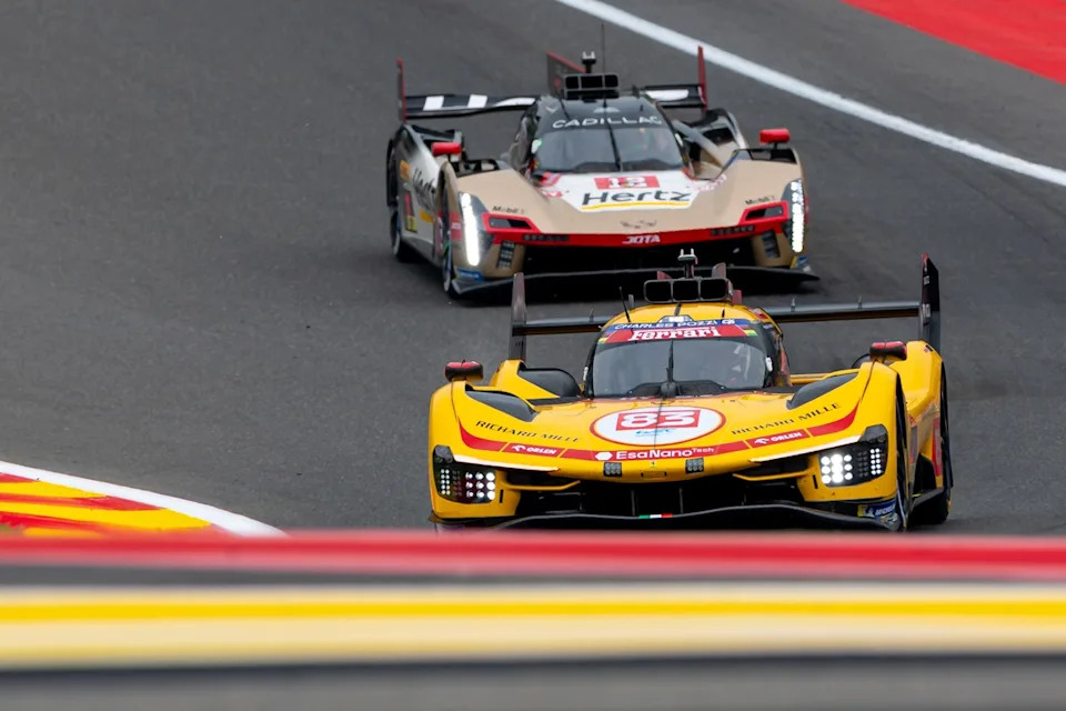 #83 AF Corse Ferrari 499P: Robert Kubica, Yifei Ye, Philip Hanson
