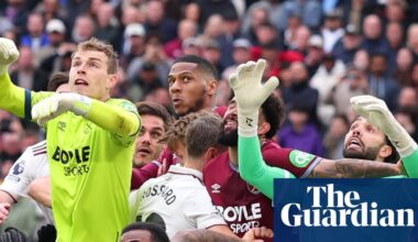 West Ham to lodge complaint with referee chiefs over disallowed goal against Arsenal | West Ham United