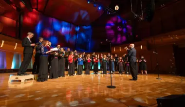 A Choral Feast 4 brings Vancouver Chamber Choir together with two Alberta ensembles, May 14 — Stir