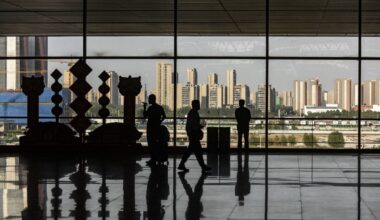 China Vows to Advance Efforts to Defuse Local Government Debt