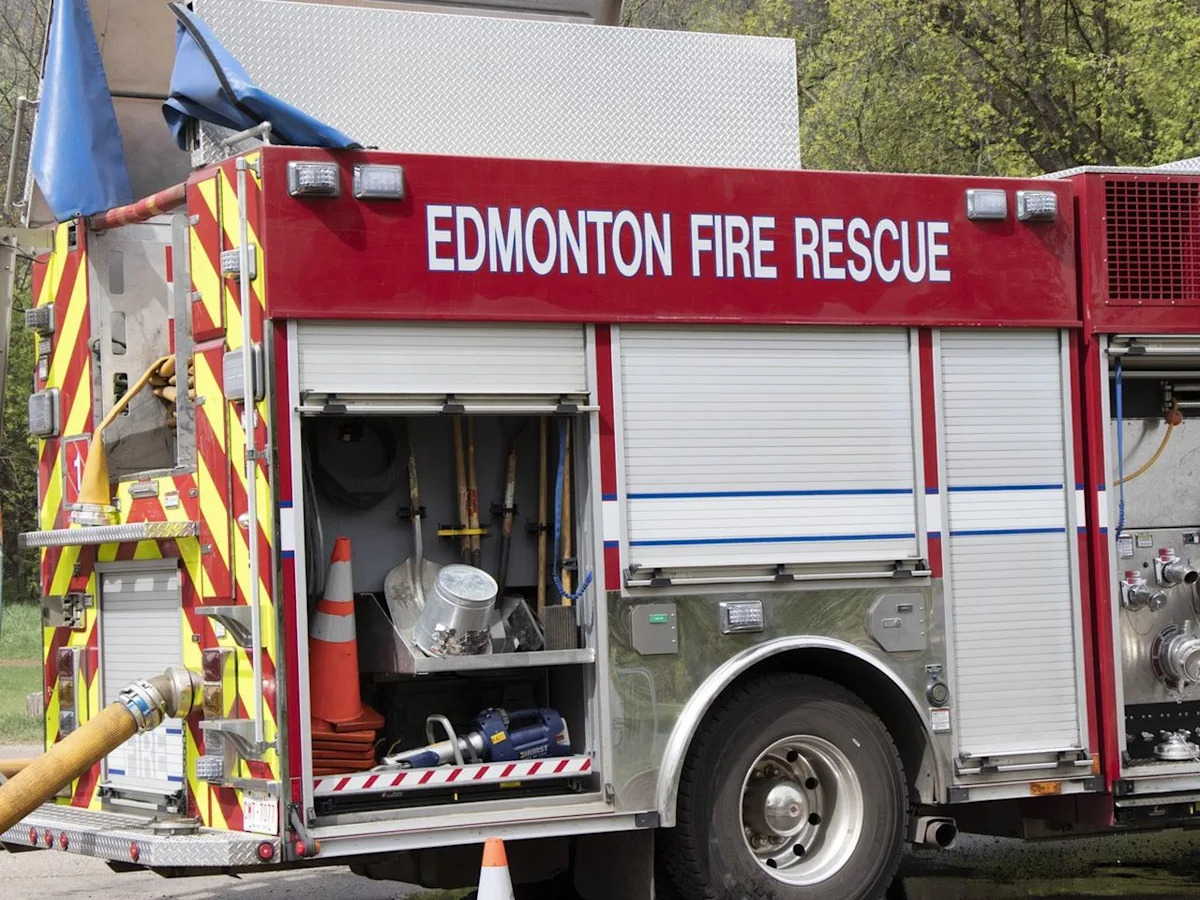 'Duct-tape trucks': Edmonton fire vehicle fleet demands replacement as prices skyrocket