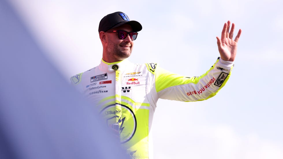 NASCAR Cup Series Coca-Cola 600 concord, north carolina may 24: shane van gisbergen, driver of the #97 superfile chevrolet, waves to fans as he walks onstage during driver intros prior to the nascar cup series coca cola 600 at charlotte motor speedway on may 24, 2026 in concord, north carolina. (photo by david jensen/getty images)