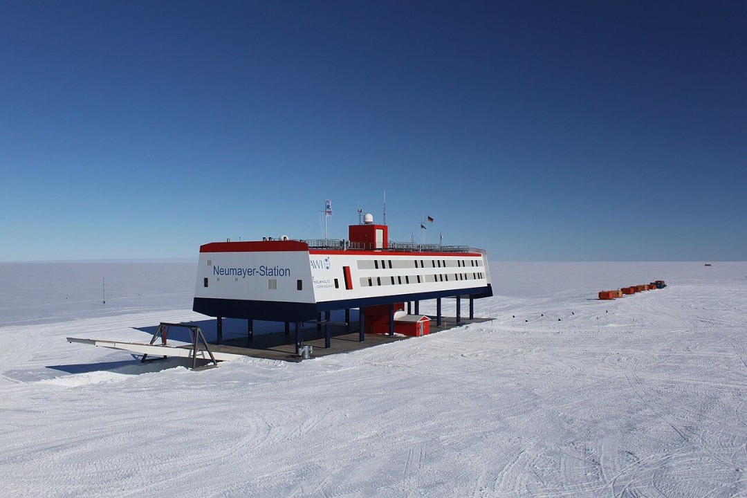 Iceberg Takes Research Station's Junk With It