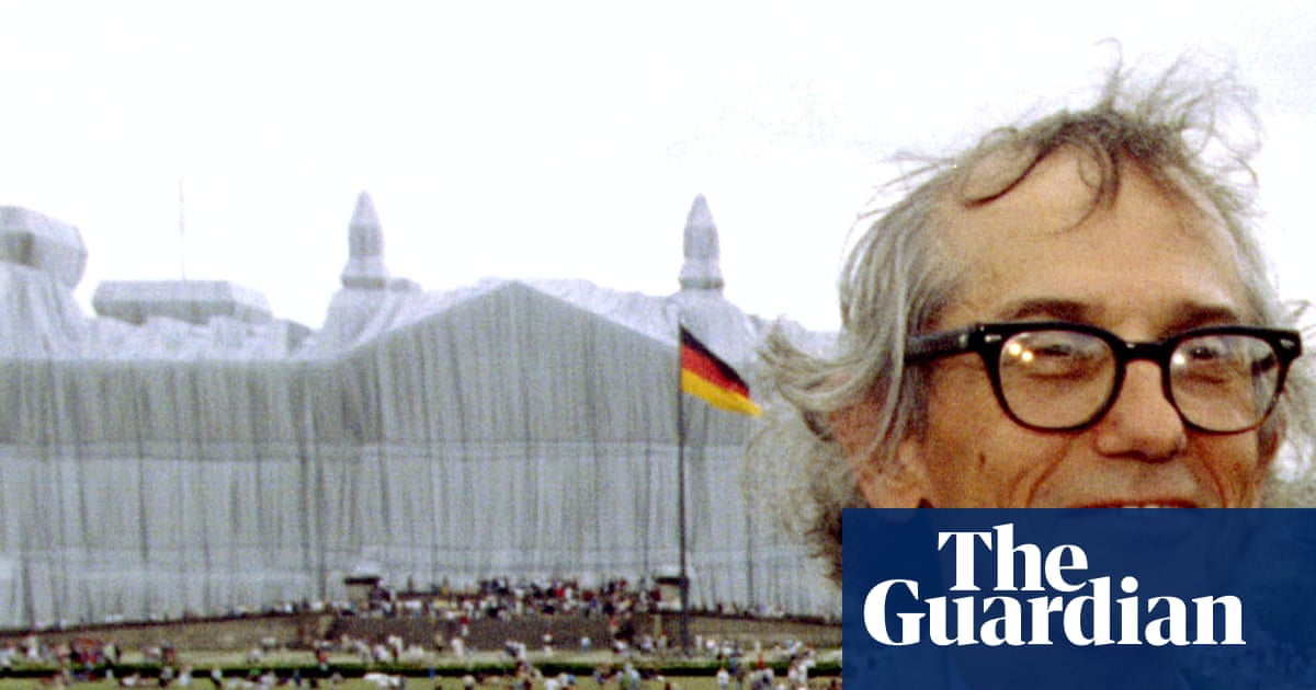 Lost ‘cloud’ of artist who wrapped the Reichstag to be created in UK gallery | Christo