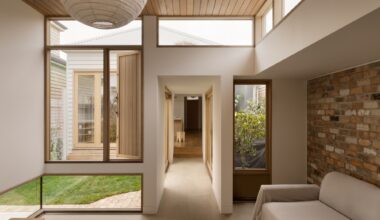 Stack & Field House / Steffen Welsch Architects