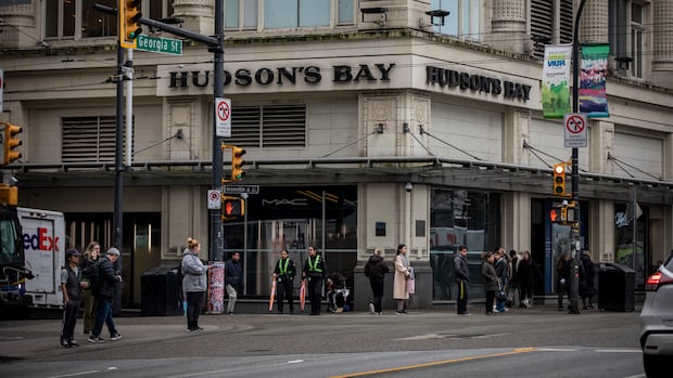 Buyers emerge for Hudson's Bay stores in downtown Vancouver, Calgary, Ottawa: court docs