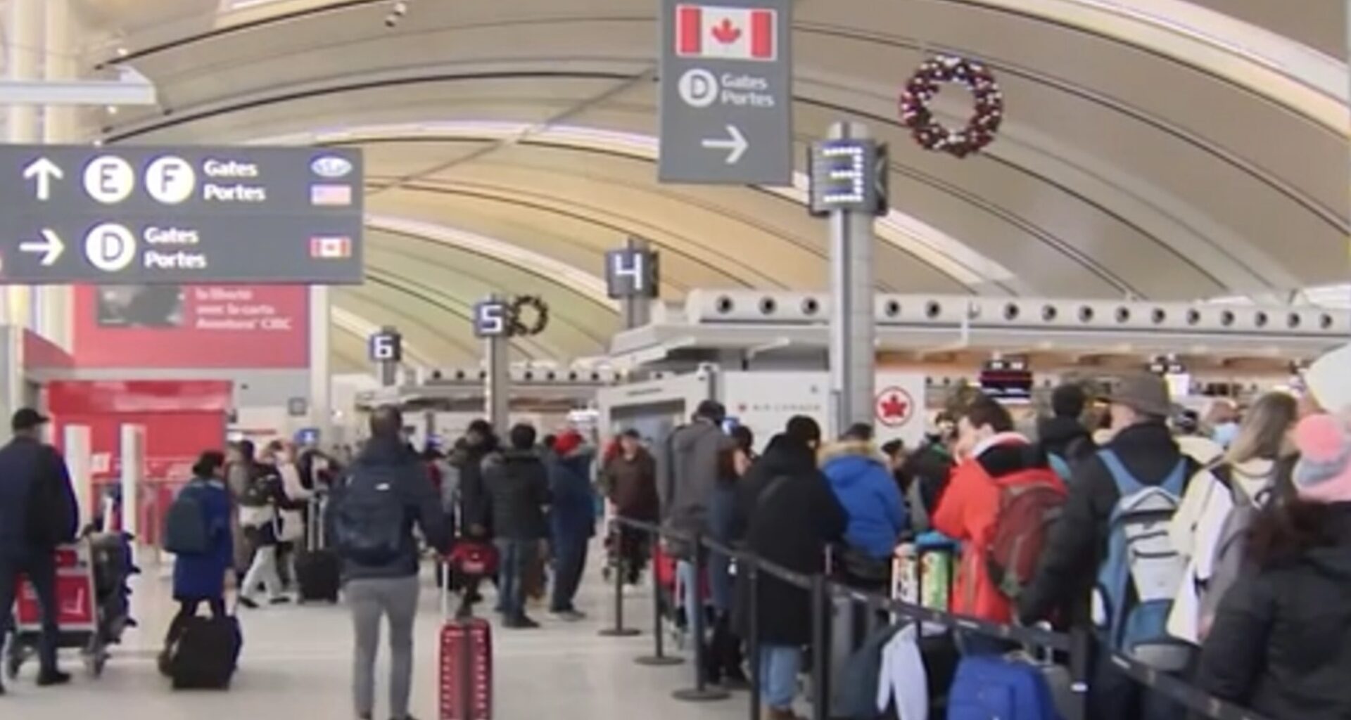 Ottawa's push for air passenger rights reform