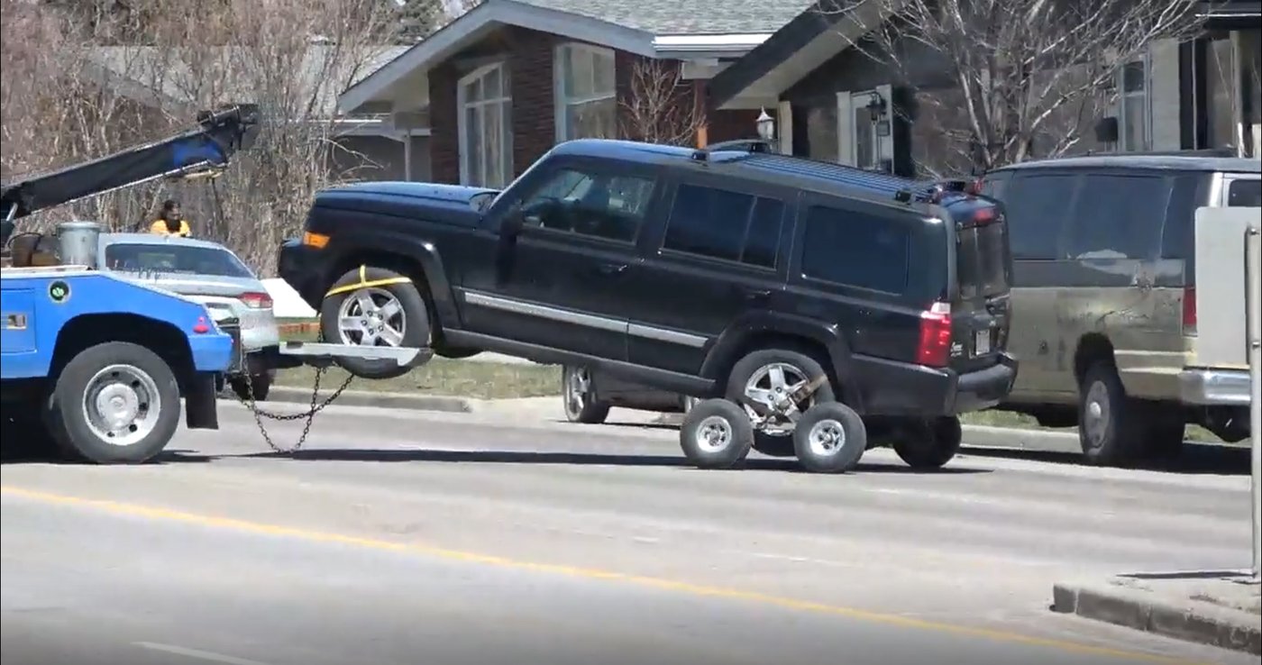 Father charged with killing son, 5, daughter, 3, found in vehicle in Calgary