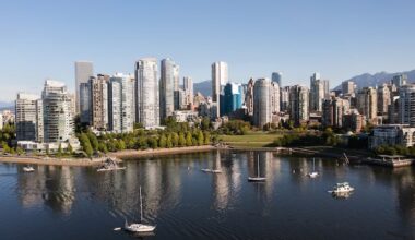 Should Vancouver allow taller skyscrapers? Public asked to weigh in