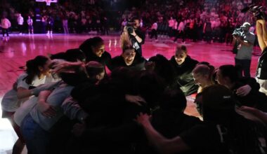 Fans cheer on Portland Fire in first home WNBA game in more than two decades