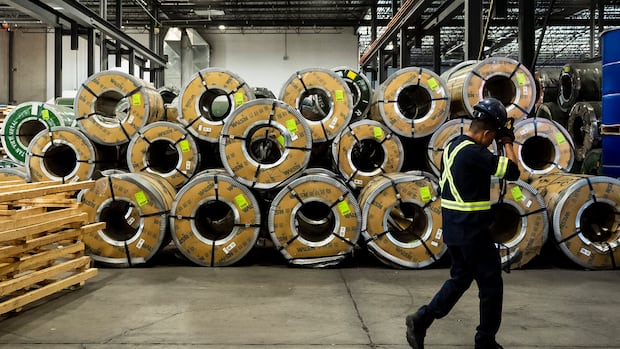 Ottawa gives billion-dollar lifeline to steel and aluminum sectors as Trump tightens tariffs