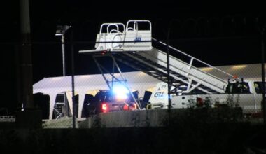 Person arrested after accessing plane without authorization at YVR: police