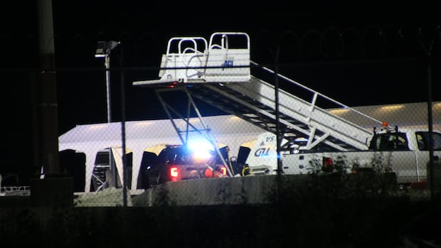 Person arrested after accessing plane without authorization at YVR: police