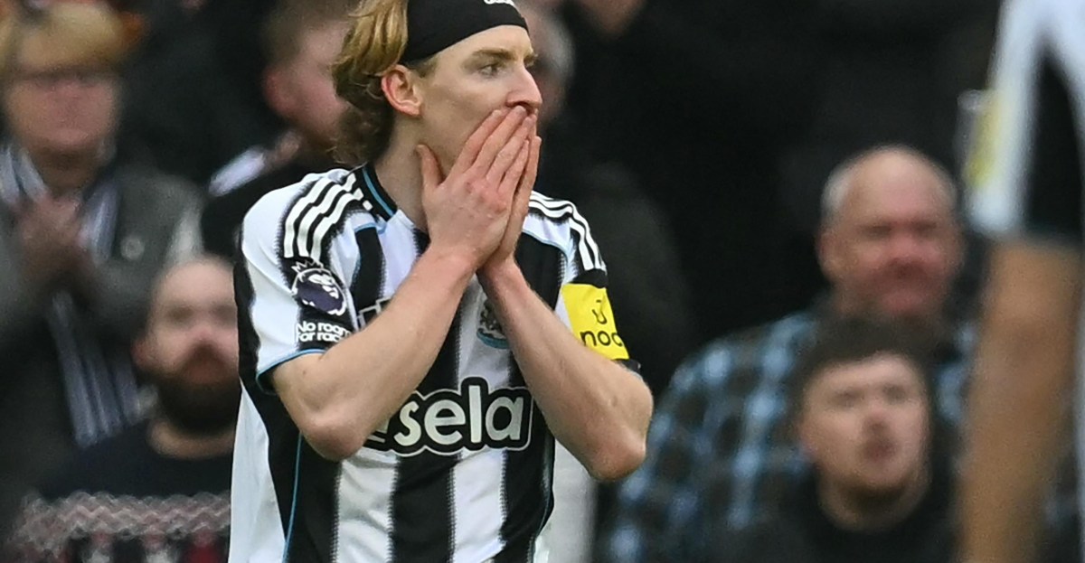 Bayern Munich offers Newcastle United’s Anthony Gordon 5-year deal