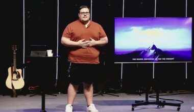 Youth camp pastor charged after teen sexually assaulted in Manitoba