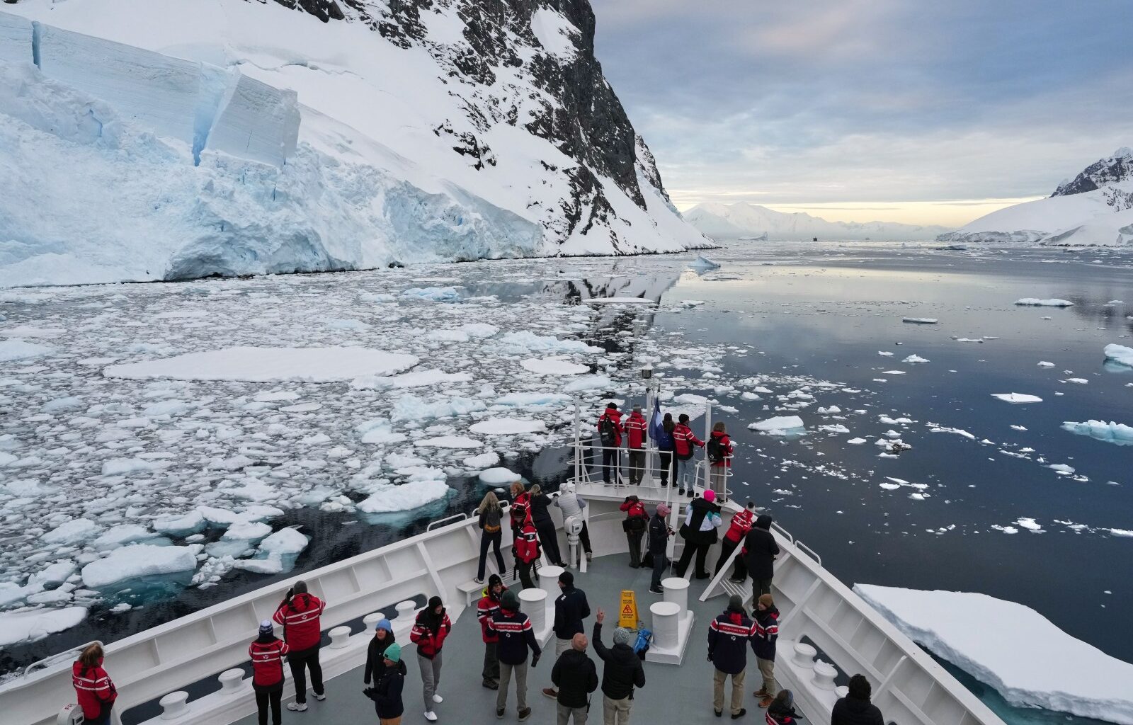 Antarctica’s tourism boom raises concerns about contamination and disease – Winnipeg Free Press