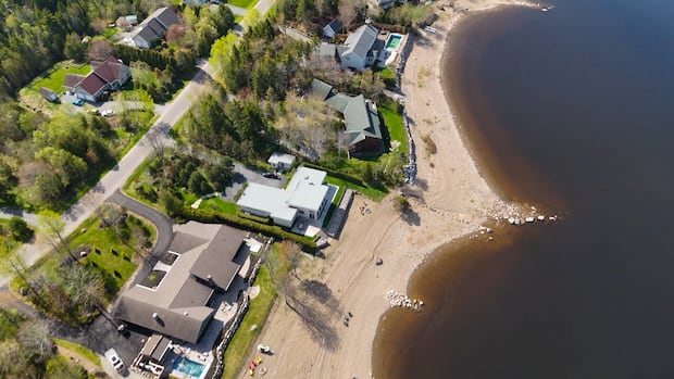 High-income N.B. households benefit most from government electricity assistance