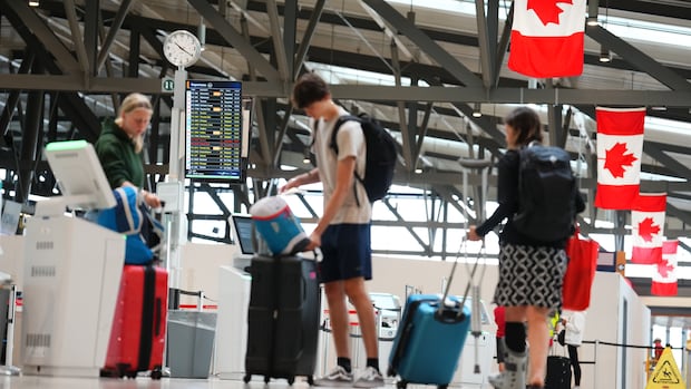 More people flew to or from Ottawa in 2025, but fewer of them went to the U.S.