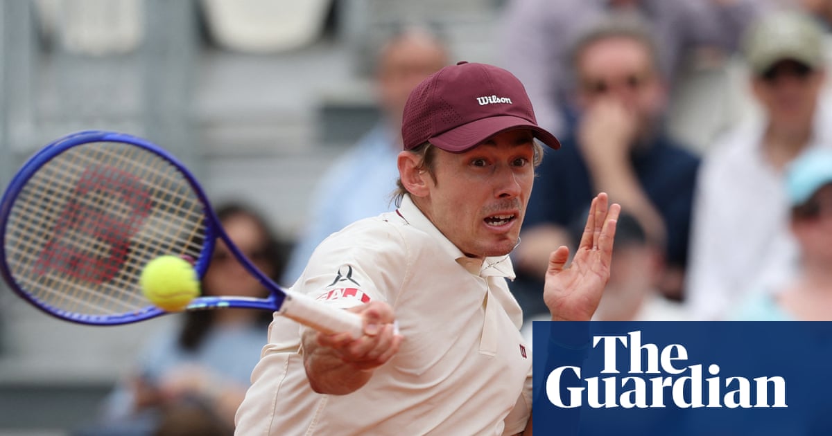 Alex de Minaur’s form slump continues in racket-smashing exit at Italian Open | Tennis