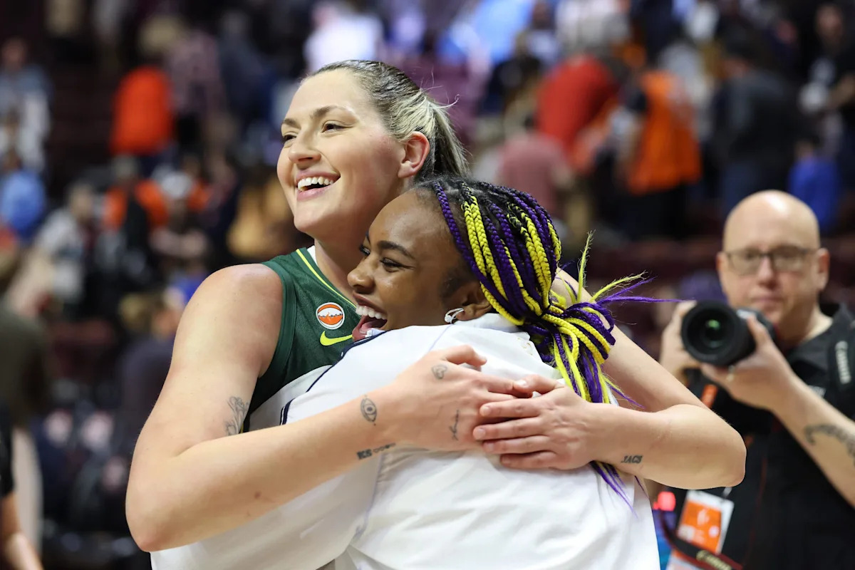 WNBA photo gallery: Seattle Storm @ Connecticut Sun – 5/10/26