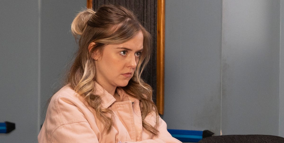 Coronation Street's Summer to plan escape amid Theo murder suspicions