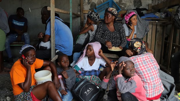 Doctors Without Borders forced to evacuate hospital in Haiti's capital as gang violence ramps up