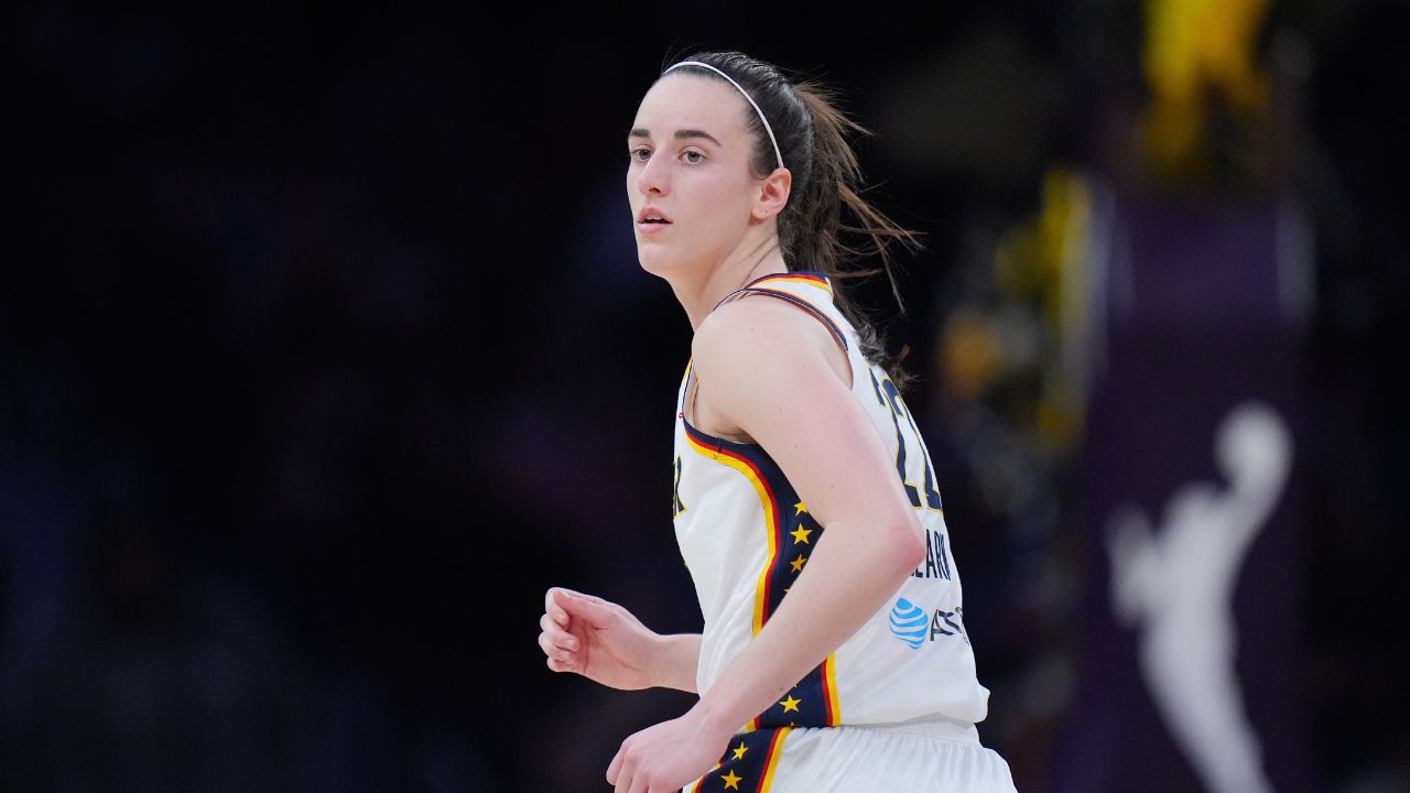 Caitlin Clark, Kelsey Mitchell propel Fever past Sparks