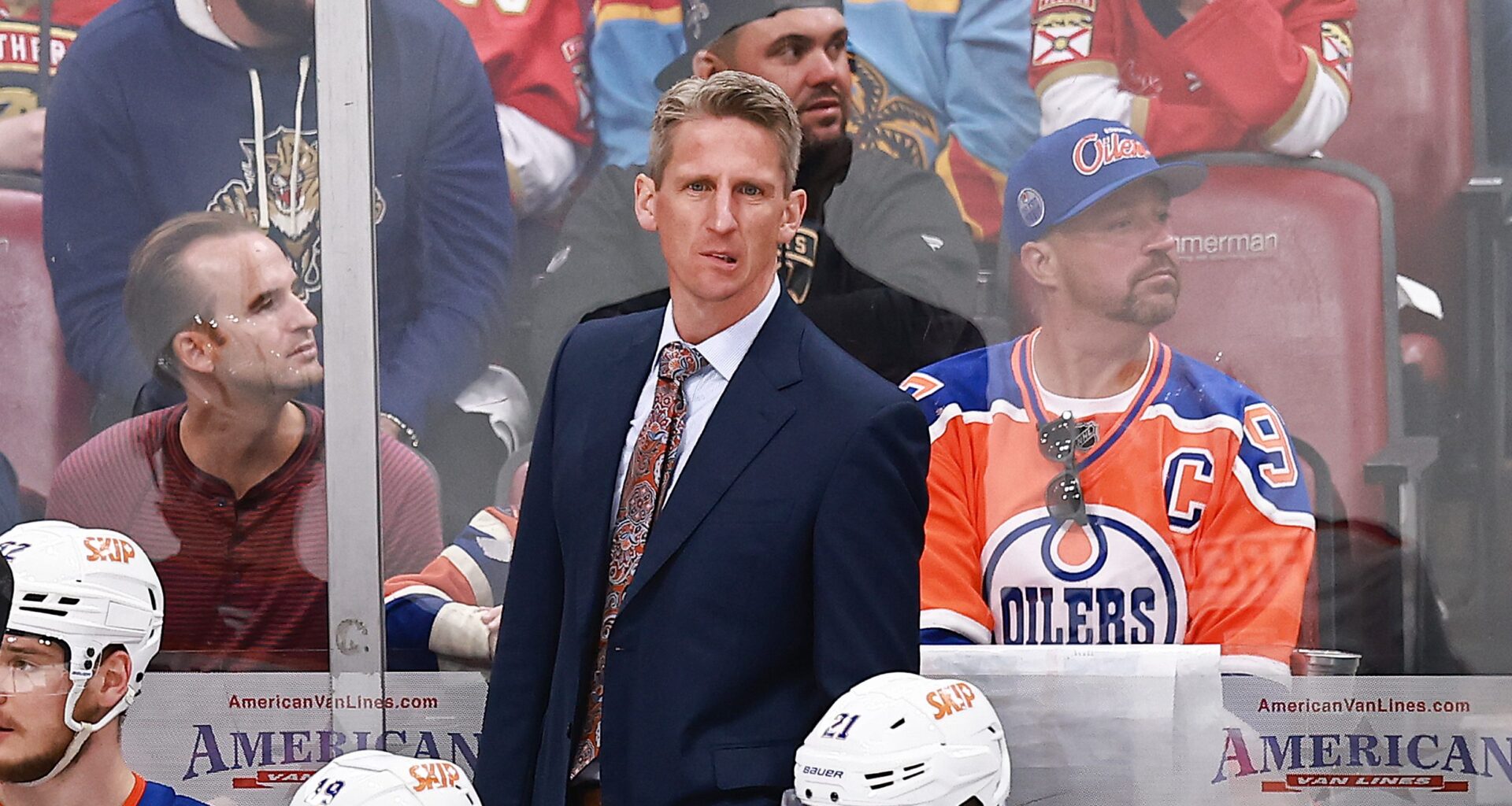 NHL Insider Reveals New Twist Behind Edmonton Oilers' Firing Kris Knoblauch