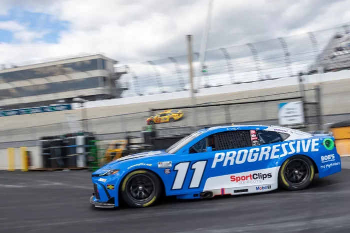 Denny Hamlin, Joe Gibbs Racing