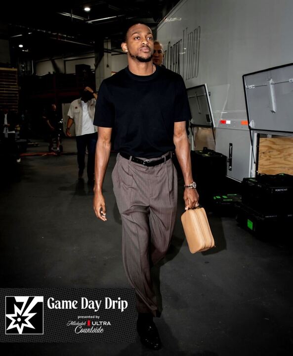 Spurs Game 6 tunnel fits: Fox, Castle, Wembanyama arrive in style