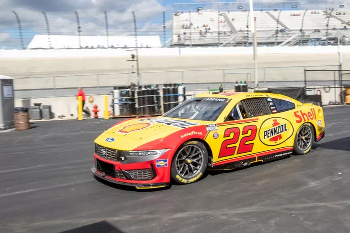 Joey Logano, Team Penske