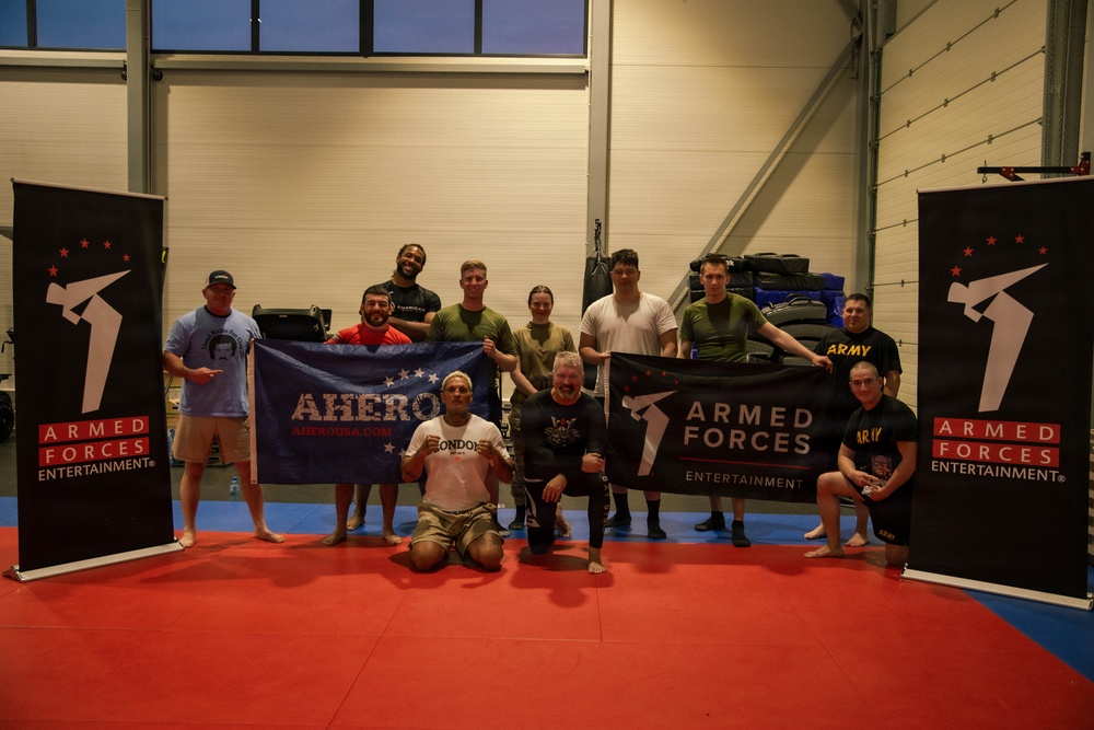 U.S. Army, Estonian Land Forces learn mixed martial arts from MMA Frontline Fighters