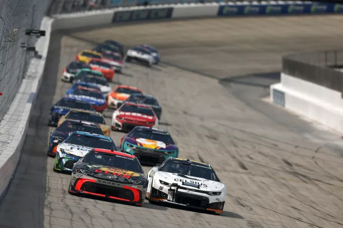 Chase Briscoe, Joe Gibbs Racing, AJ Allmendinger, Kaulig Racing