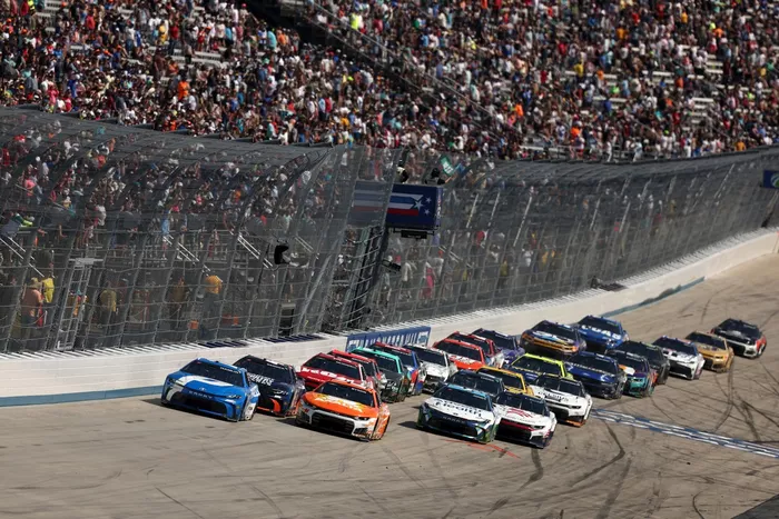 Denny Hamlin, Joe Gibbs Racing