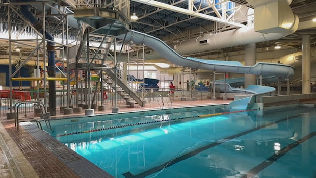 Councillor suggests only Canadian citizens should get access to discount program for low-income Calgarians