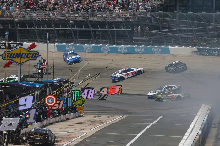 Christopher Bell, Joe Gibbs Racing, Kyle Busch, Richard Childress Racing, Zane Smith, Front Row Motorsports, Riley Herbst, 23XI Racing