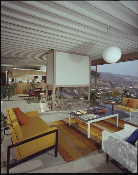 Case Study Houses and the Myth of a Universal Domestic Ideal - Image 2 of 21