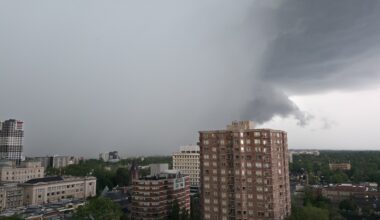 Cleanup begins after severe storms roll through southwestern Ontario, prompting concerns of tornadoes